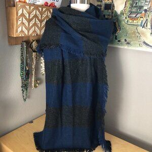 V. Fraas Buffalo Stripes Scarf - Dark Academia